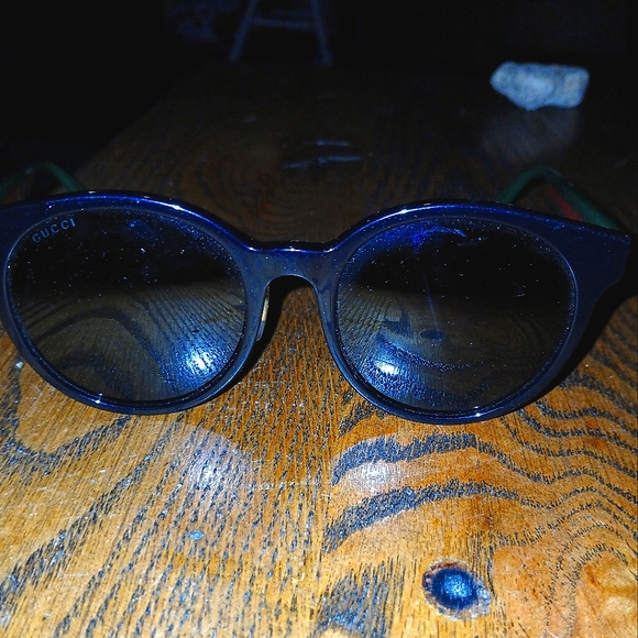 Gucci Sunglasses - Picture 1 of 3